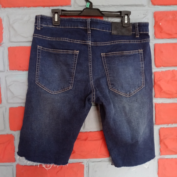 Cut & Sew Men Jeans Short Size 34 🌙 - Picture 2 of 5